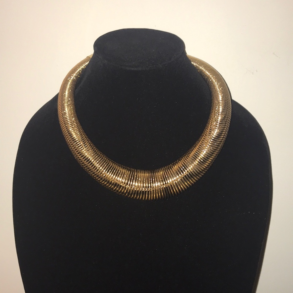 Necklace goldtone